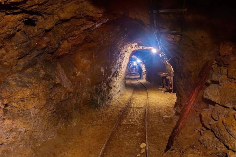 3403ca95f5ef474eb6042834f33bc1e3